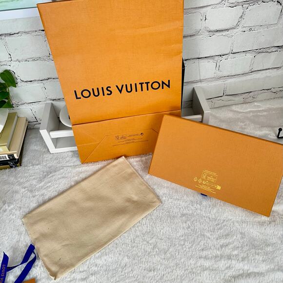 Louis Vuitton Dust Bag, Box, shopping bag, gift card set for LONG WALLET NICE! - Picture 4 of 7
